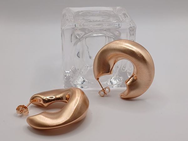 BRINCO ARGOLA DOURADO FOSCO BANHO EM OURO - Image 2