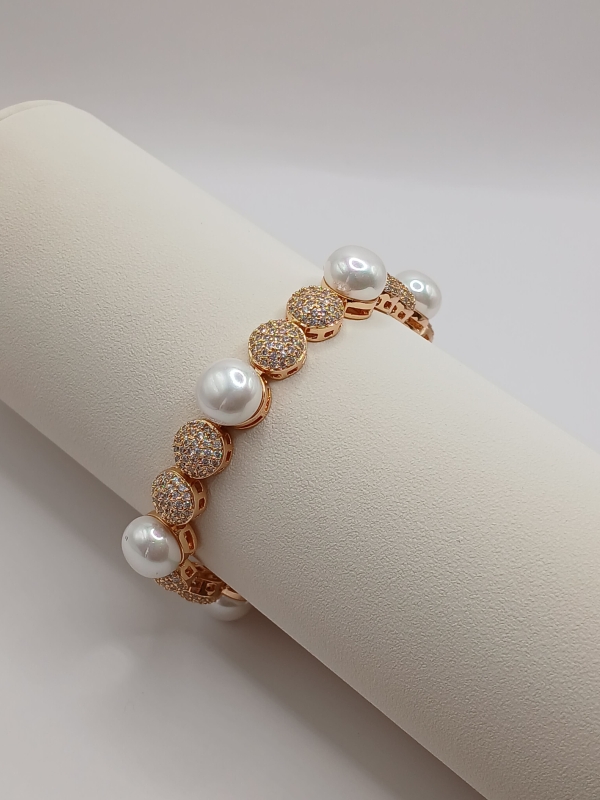 PULSEIRA CRAVEJADA COM CRISTAIS E PÉROLAS - Image 3