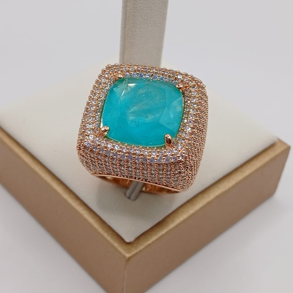 CONJUNTO BRINCO E ANEL CRAVEJADO BANHO EM OURO - Image 2