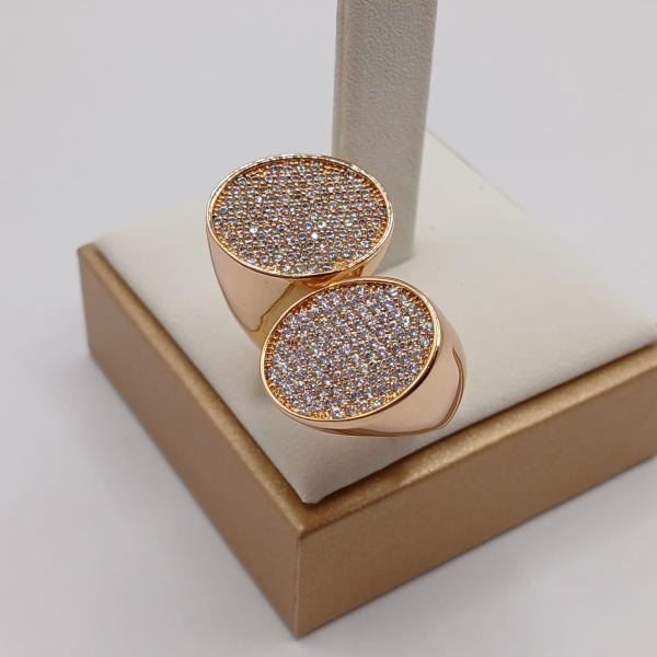 CONJUNTO BRINCO E ANEL CRAVEJADO BANHO EM OURO - Image 3