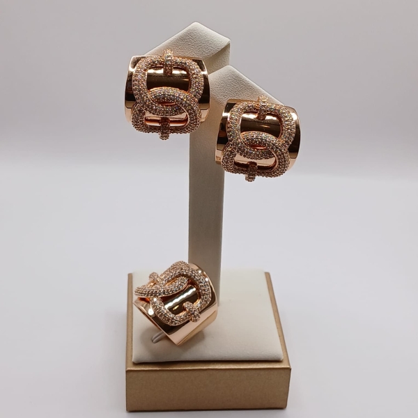 CONJUNTO BRINCO E ANEL CRAVEJADO BANHO EM OURO - Image 3