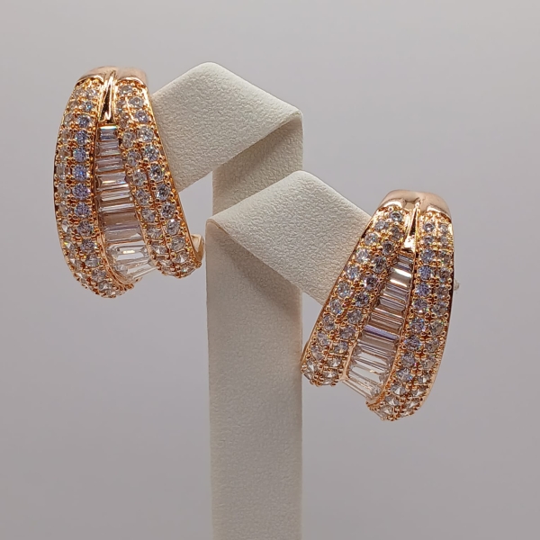 BRINCO DOURADO CRAVEJADO